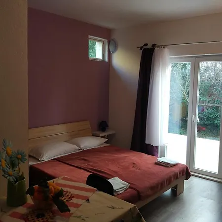 Tome Biograd Na Moru