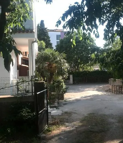 Apartman Tome *