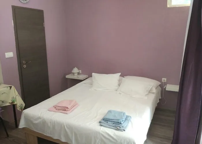 Tome Apartman *
