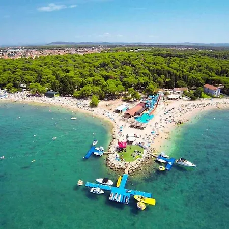 Tome Apartmán Biograd Na Moru